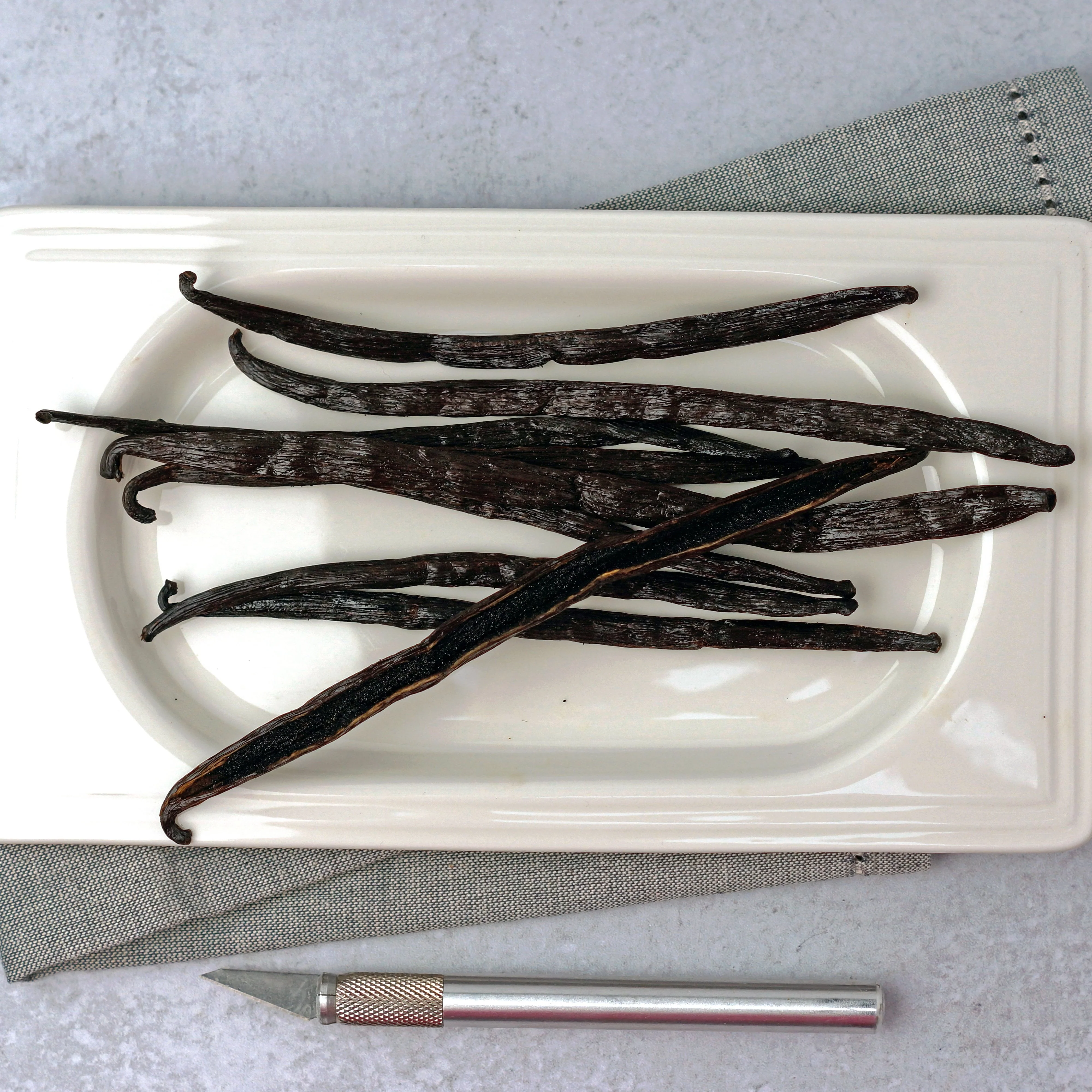 Burundi Vanilla Beans - Whole Grade A Vanilla Pods for Vanilla Extract and Baking - Image 3