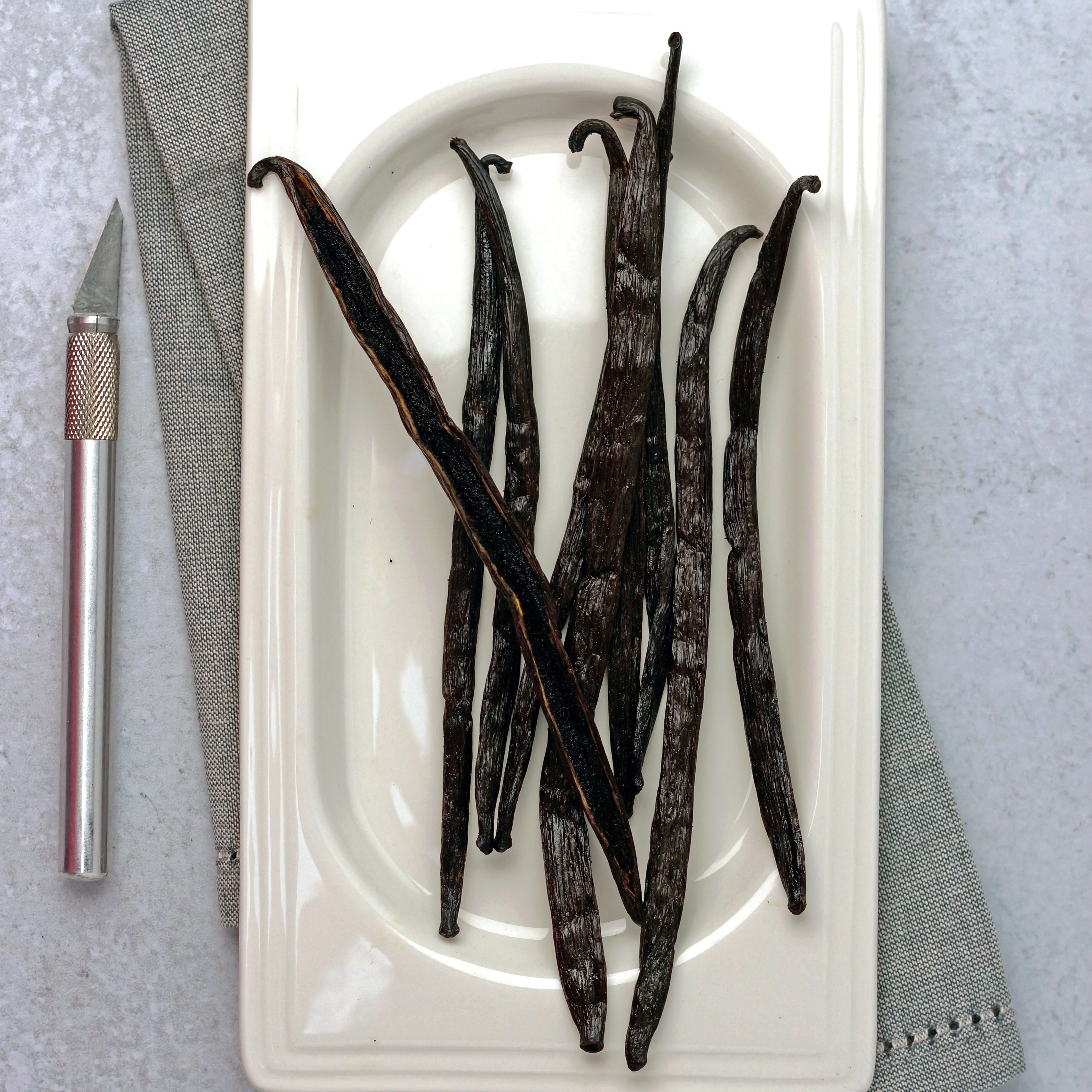 Co-Op Pricing Burundi Grade A Vanilla Beans (Per Ounce)