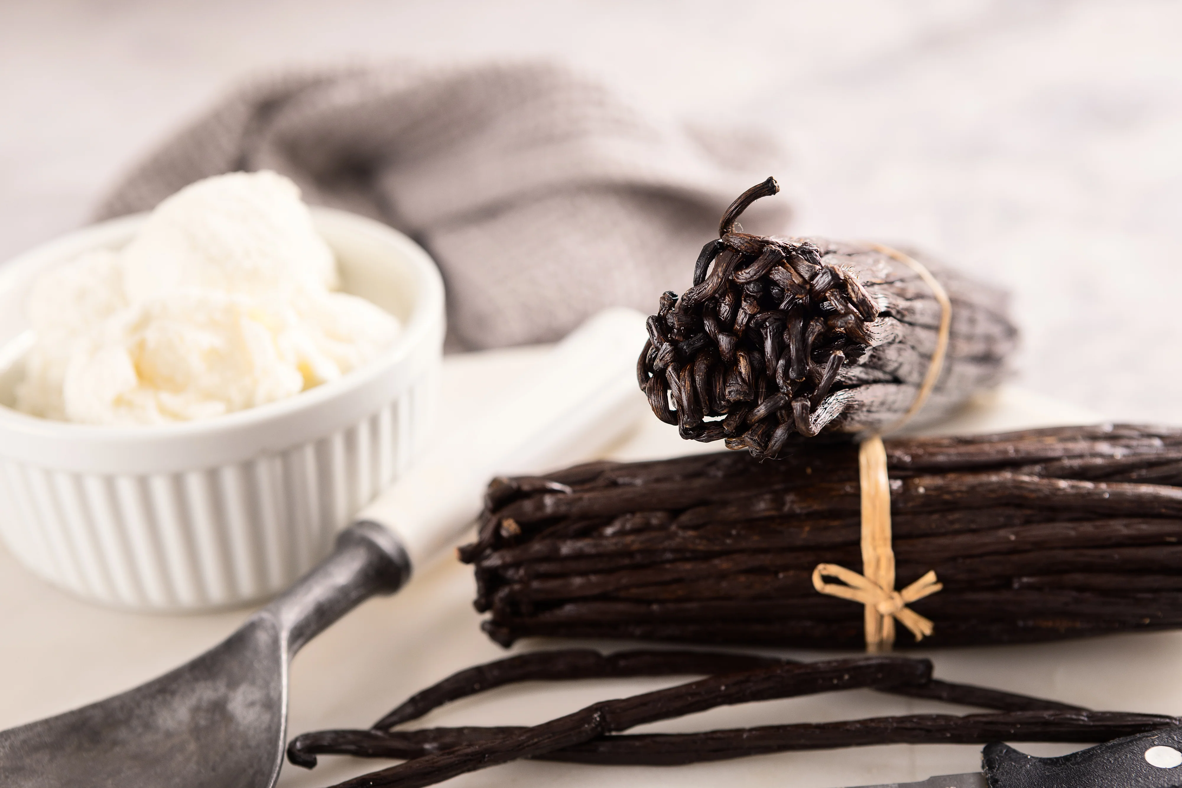 Co-Op Comoros Grade A Vanilla Beans (Per Ounce) - Image 4