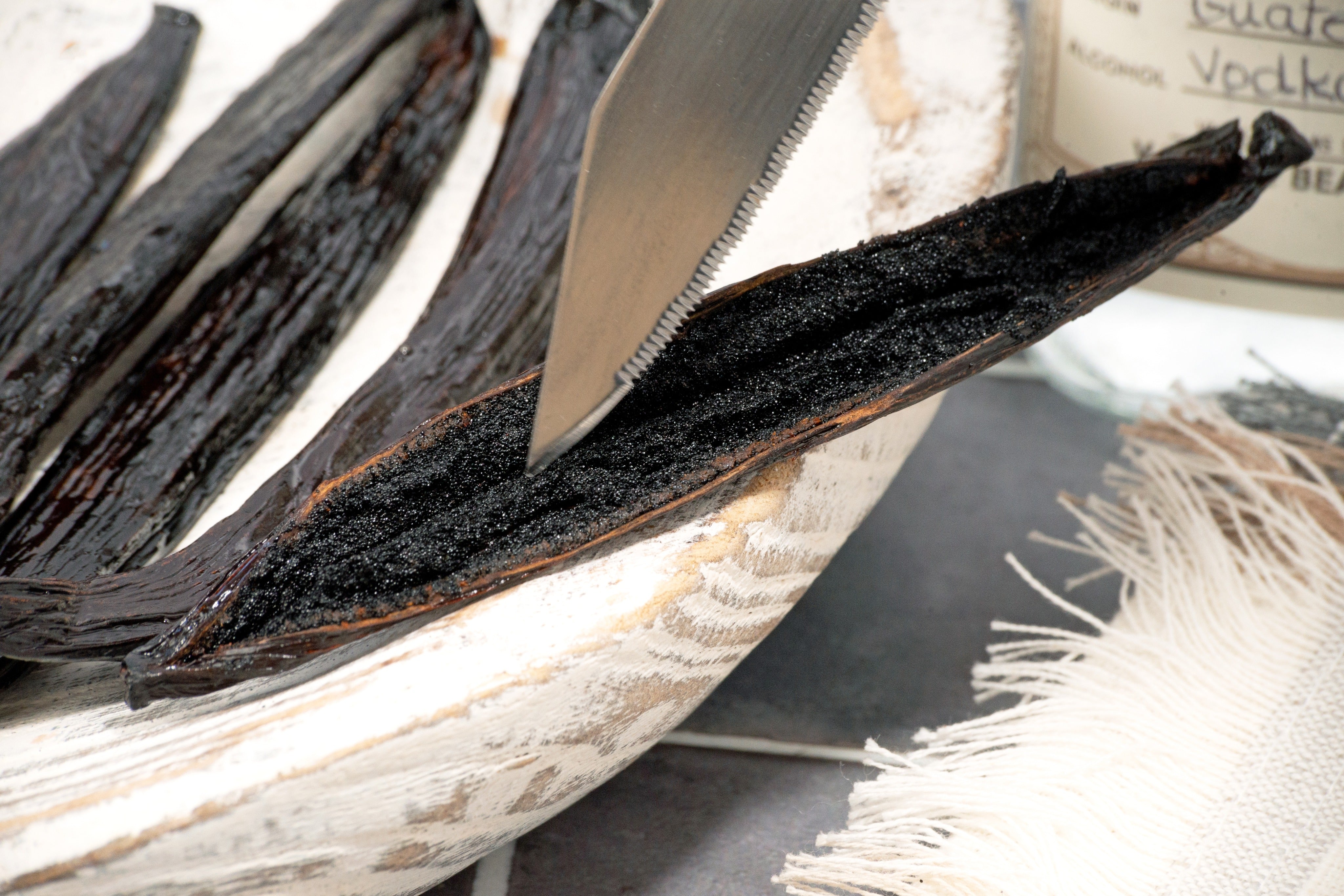 Co-Op Pricing Guatemala Grade A Vanilla Beans (Per Ounce) - Image 4