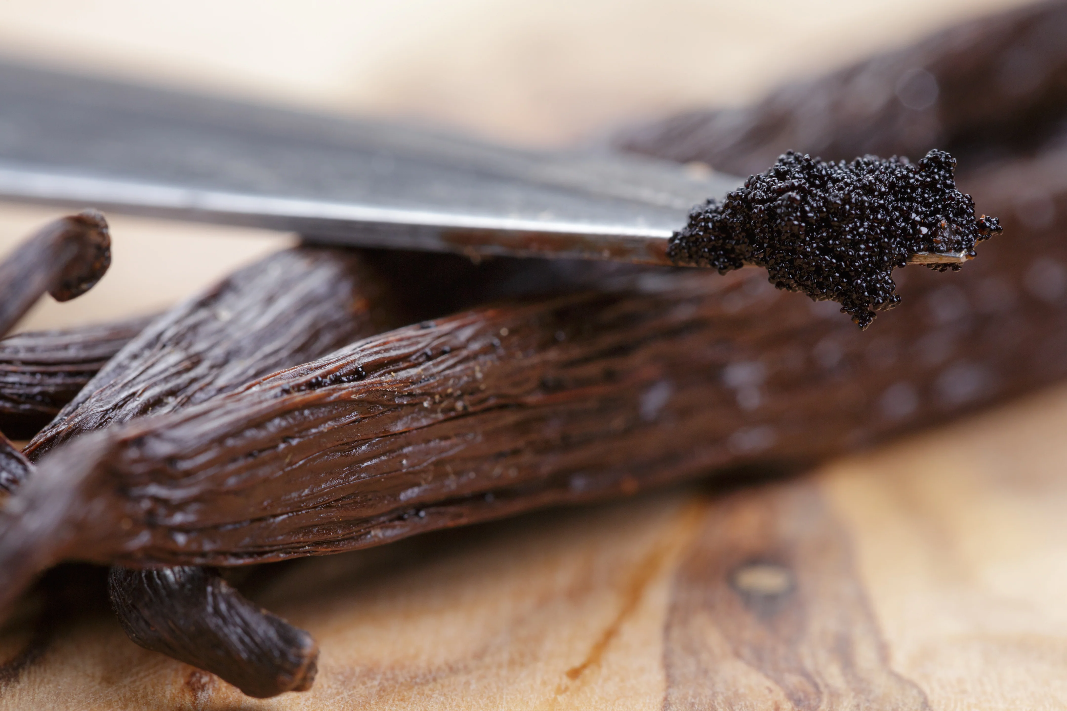 Madagascar Vanilla Bean Caviar Seeds 1 oz - Image 3