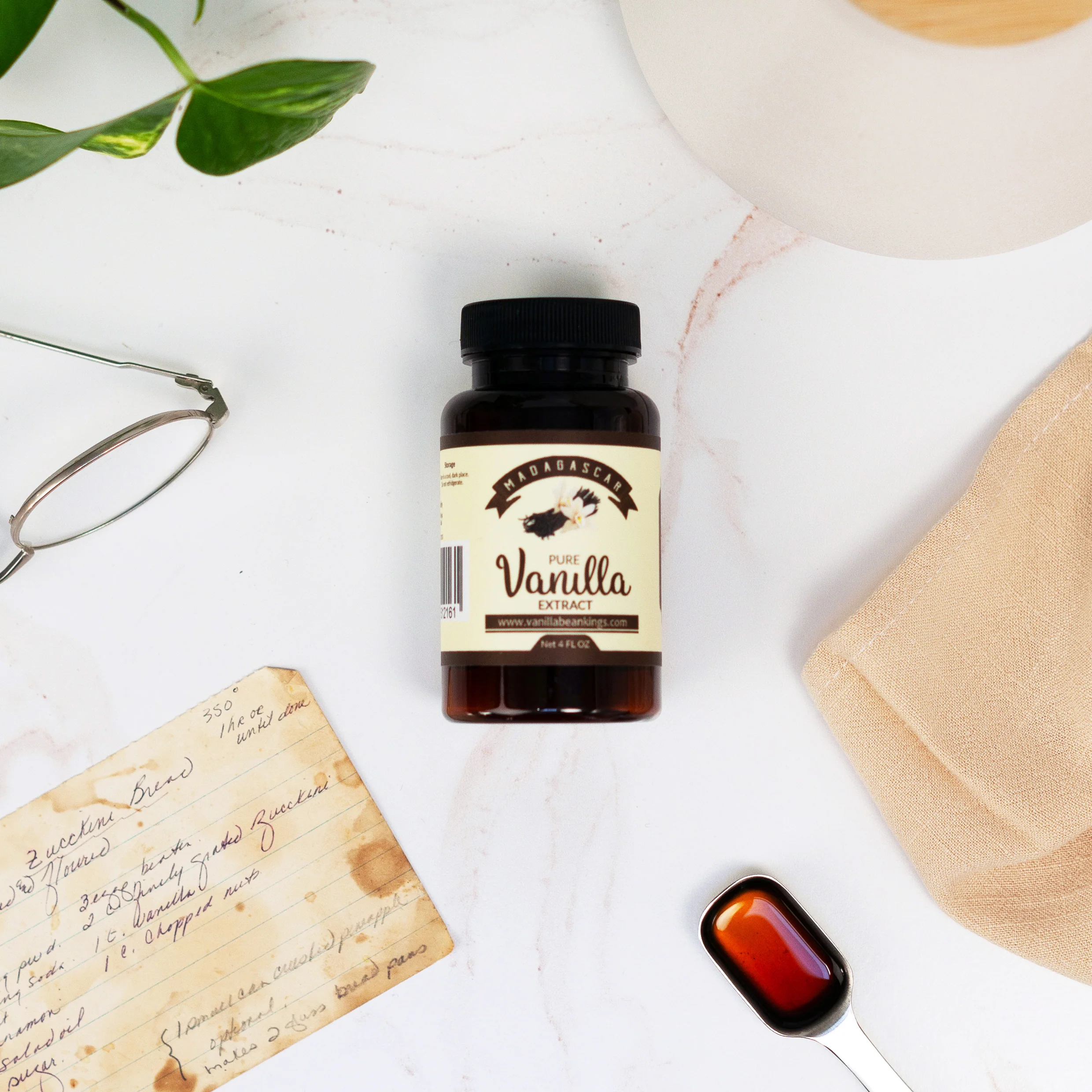 Organic Madagascar Vanilla Extract - Image 4
